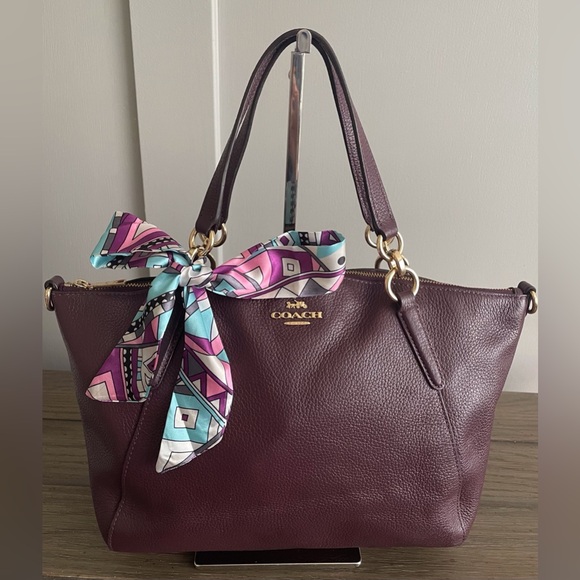 Coach Handbags - EUC, Coach Burgundy Pebbled Leather, Crossbody/Satchel
